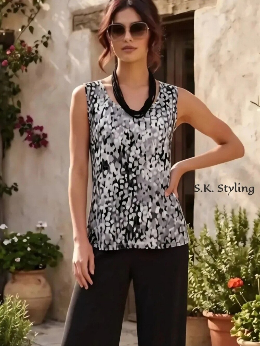212 Collection Sleeveless Stretch Knit Top Nylon/Spandex Gray Black size L/XL